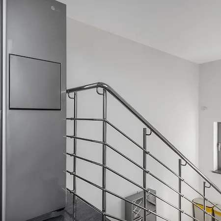 Contemporary Apartment With Rooftop Terrace In Maribor Exterior photo