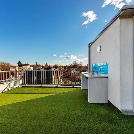 Contemporary Apartment With Rooftop Terrace In Maribor Exterior photo