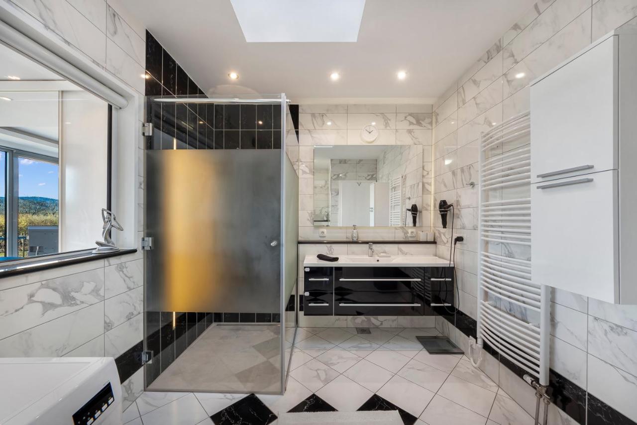 Contemporary With Rooftop Terrace In